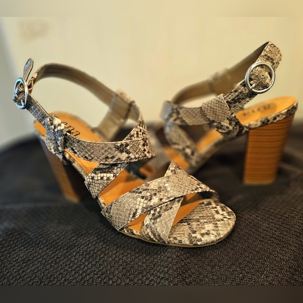 ANA chunky heels